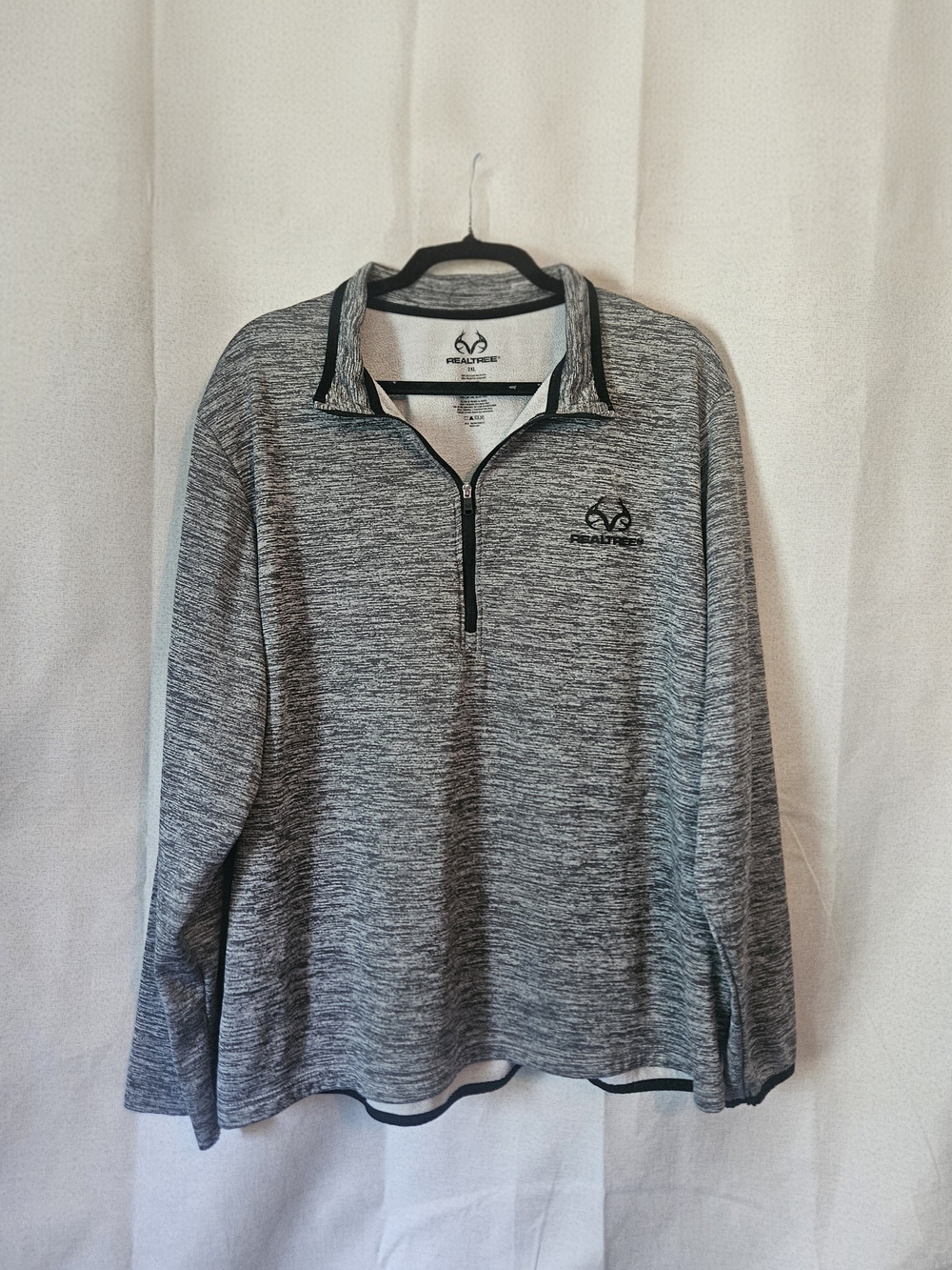 Realtree Men’s Heather Gray Half-Zip Performance Sweater